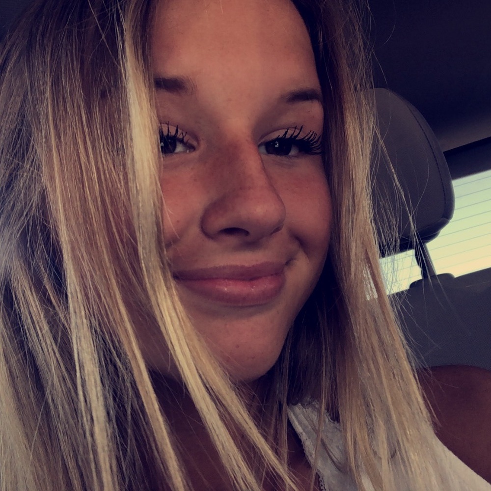 Meet your Posher, Kellie